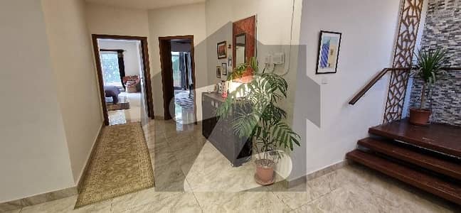 ایف ۔ 10 اسلام آباد میں 8 کمروں کا 2 کنال مکان 34.0 کروڑ میں برائے فروخت۔