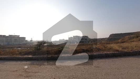 بحریہ ہیملیٹ بحریہ ٹاؤن فیز 8,بحریہ ٹاؤن راولپنڈی,راولپنڈی میں 1 کنال رہائشی پلاٹ 2.35 کروڑ میں برائے فروخت۔