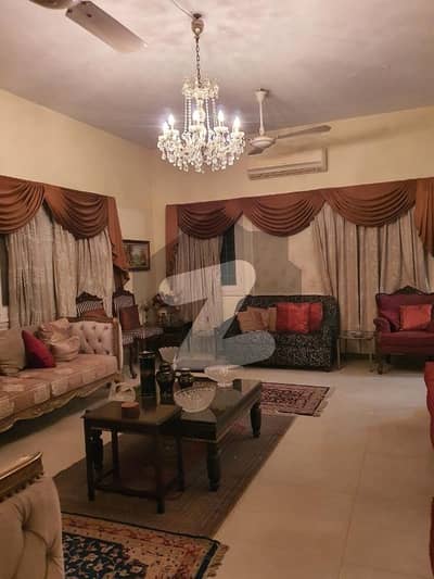 600 Yard Bungalow For Sale