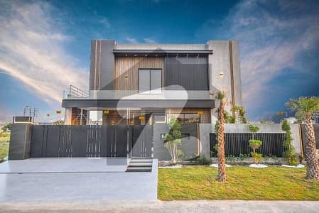 ڈی ایچ اے فیز 6 ڈیفنس (ڈی ایچ اے),لاہور میں 5 کمروں کا 1 کنال مکان 8.45 کروڑ میں برائے فروخت۔