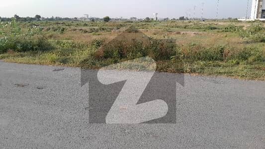 ڈی ایچ اے فیز9 پریزم - بلاک ایم ڈی ایچ اے فیز9 پریزم,ڈی ایچ اے ڈیفینس,لاہور میں 1 کنال رہائشی پلاٹ 1.95 کروڑ میں برائے فروخت۔