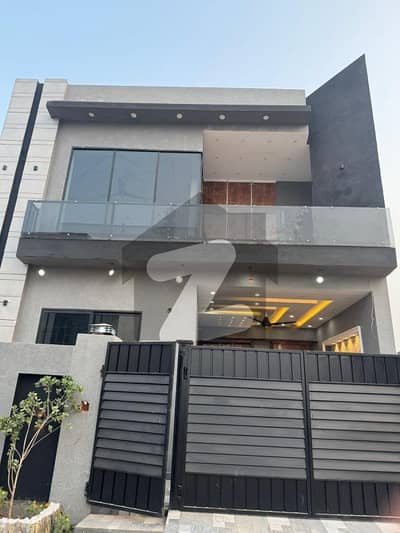 5 Marla Brand New Luxurious House For Sale In Park View City Lahore