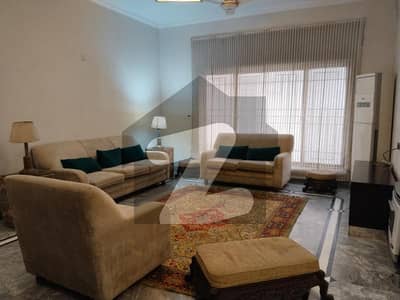 DHA 1 Kanal Fully Furnished Wonderful Upper Portion For Rent In Phase 4 Block CC