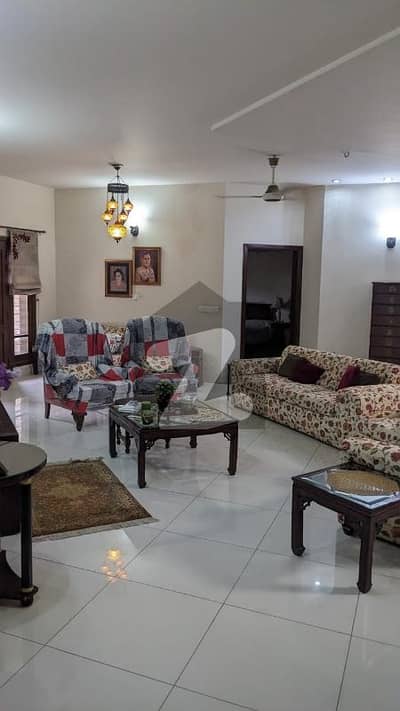 ڈی ایچ اے فیز 6 ڈی ایچ اے ڈیفینس,کراچی میں 6 کمروں کا 1 کنال مکان 16.5 کروڑ میں برائے فروخت۔