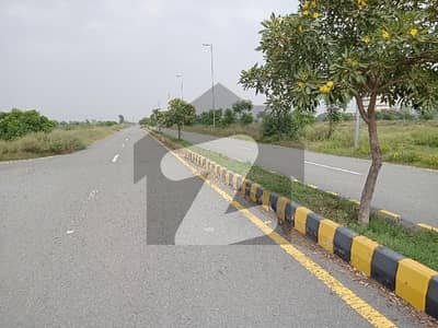 ڈی ایچ اے فیز 6 - بلاک ای فیز 6,ڈیفنس (ڈی ایچ اے),لاہور میں 10 مرلہ رہائشی پلاٹ 2.3 کروڑ میں برائے فروخت۔