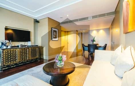 بحریہ ٹاؤن سیکٹرڈی بحریہ ٹاؤن,لاہور میں 2 کمروں کا 4 مرلہ فلیٹ 1.23 کروڑ میں برائے فروخت۔