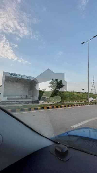 ڈی ایچ اے فیز 6 - سیکٹر بی3 ڈی ایچ اے ڈیفینس فیز 6 ,ڈی ایچ اے ڈیفینس,اسلام آباد میں 1 کنال رہائشی پلاٹ 1.8 کروڑ میں برائے فروخت۔