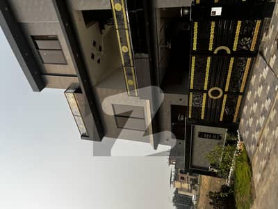 پارک ویو سٹی لاہور میں 4 کمروں کا 5 مرلہ مکان 1.85 کروڑ میں برائے فروخت۔