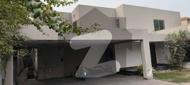 ڈی ایچ اے فیز 1 - بلاک اے فیز 1,ڈیفنس (ڈی ایچ اے),لاہور میں 7 کمروں کا 2 کنال مکان 7.0 لاکھ میں کرایہ پر دستیاب ہے۔