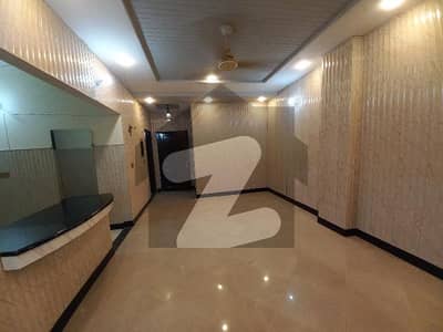 شمع اپارٹمنٹس شمع روڈ,لاہور میں 2 کمروں کا 2 مرلہ فلیٹ 25.0 ہزار میں کرایہ پر دستیاب ہے۔