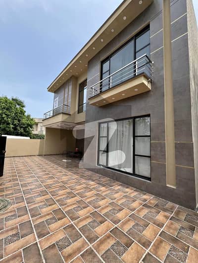 Ultra-Modern 1-Kanal Designer Home In DHA Phase 3 Near Packages Mall Ultra-Modern 1-Kanal Designer Home In DHA Phase 3 Near Packages Mall