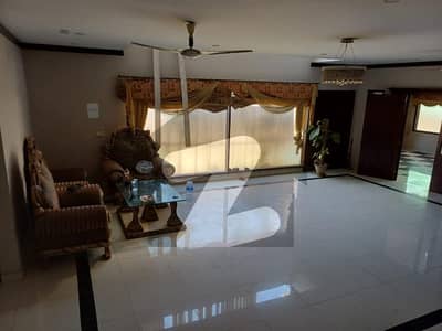 ڈی ایچ اے فیز 6 ڈی ایچ اے ڈیفینس,کراچی میں 5 کمروں کا 1 کنال مکان 5.75 لاکھ میں کرایہ پر دستیاب ہے۔