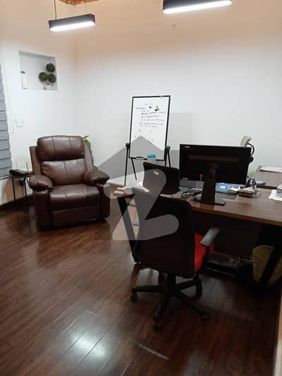 گارڈن ٹاؤن لاہور میں 5 کمروں کا 1 کنال مکان 8.4 کروڑ میں برائے فروخت۔