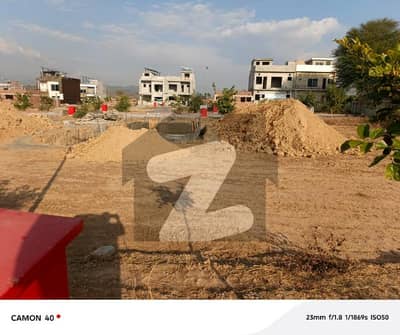 PROPERTY CONNECT Prime 5 Marla Heighted Plot For Sale Bahria Enclave Sector I Utilities Paid Adc Main Street 7A