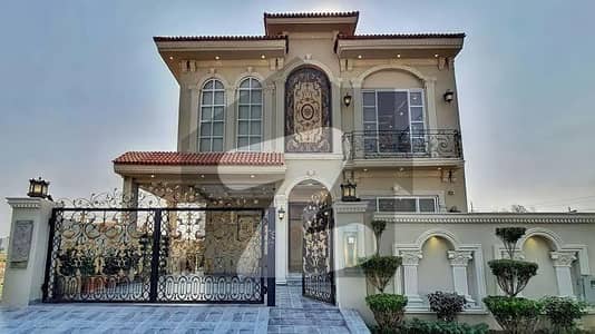 DHA PHASE 6 LAHORE 7.5 MARLA FULL HOUSE CORNER AVAILABLE ON RENT