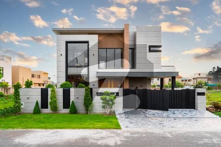 ڈی ایچ اے فیز 7 ڈیفنس (ڈی ایچ اے),لاہور میں 5 کمروں کا 1 کنال مکان 7.18 کروڑ میں برائے فروخت۔