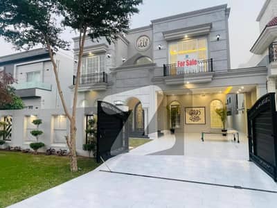 10 Marla Out Class Most Nearest Market Park Masjid House For Sale in DHA Phase 7