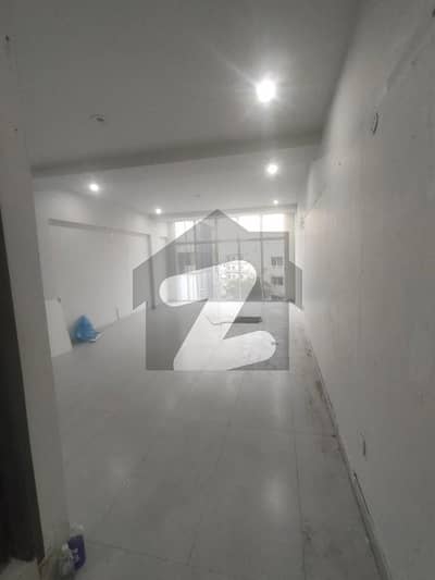DEFENCE PHASE 2 EXT 550 SQFT OFFICE AVAILABLE FOR RENT