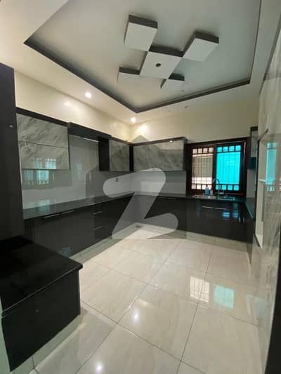 ULTRA MODERN DESIGNED 500 YD HOUSE WITH SWIMMING POOL GREEN GARDEN