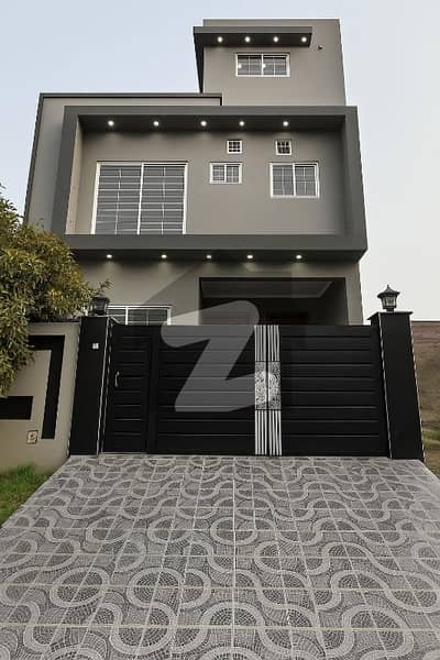 نیو لاهور سٹی لاہور میں 3 کمروں کا 3 مرلہ مکان 95.0 لاکھ میں برائے فروخت۔