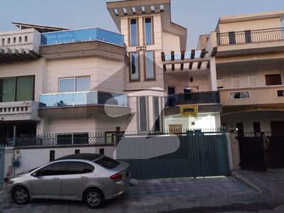 *G,6/2- 10 MARLA GROUND PORTION FOR RENT 2 BED 3 ATTACHED DD RENT DEMAND 1,50,000*