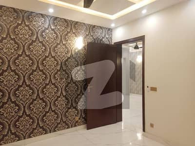 الکبیر فیز 2 - علی بلاک الکبیر ٹاؤن - فیز 2,الکبیر ٹاؤن,رائیونڈ روڈ,لاہور میں 5 کمروں کا 7 مرلہ مکان 2.6 کروڑ میں برائے فروخت۔