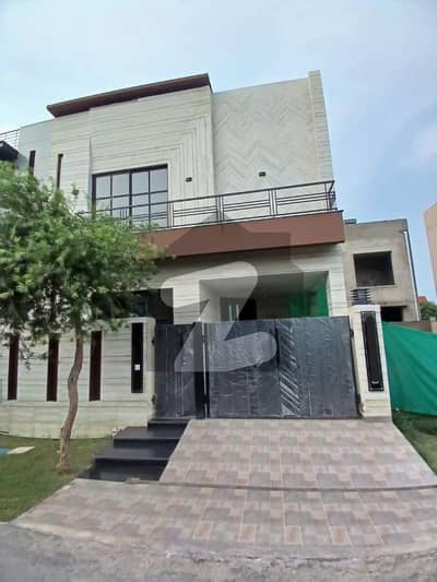 Modern Luxurious Home For Sale