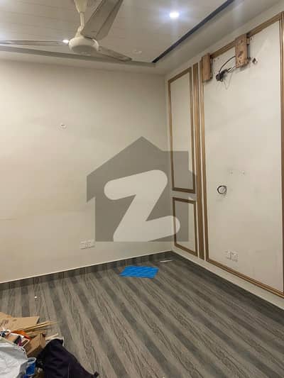 Flat for sale big bukhri commercial