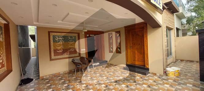 10 Marla Like New Upper Portion For Rent Sector C Bahria Town