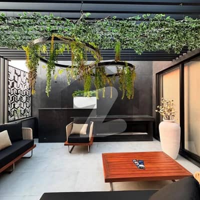 ڈی ایچ اے 9 ٹاؤن ڈیفنس (ڈی ایچ اے),لاہور میں 8 مرلہ مکان 1.3 لاکھ میں کرایہ پر دستیاب ہے۔