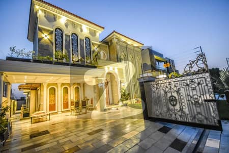 5 Marla Ultra Modern Brand New House For sale In DHA 9 Town Lahore