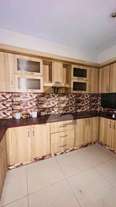 Shaes Residency Apartment For Sale | 1800 Sqft | 3 Bed Drawing Dining | 3rd Floor | Corner | Kda Leased (Bank Loan Applicable)