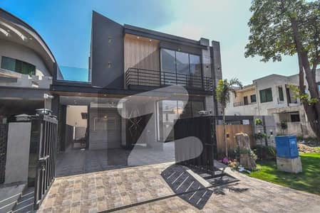 10 Marla Modern Design Luxury House Available For Rent