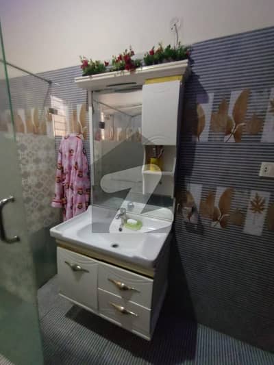 8 Marla lower portion