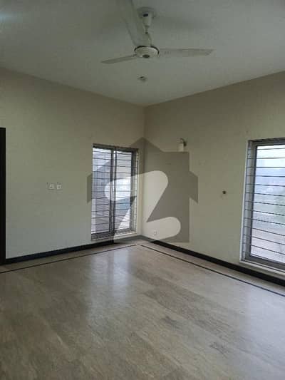 1-Kanal,s Lower Portion For Rent