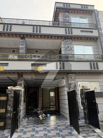 پارک ویو سٹی لاہور میں 4 کمروں کا 5 مرلہ مکان 1.79 کروڑ میں برائے فروخت۔