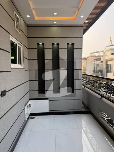 5 MARLA SINGLE STORY BRAND NEW HOUSE AVAILABLE IN PARKVIEW CITY LAHORE WITH 4 YEARS EASY INSTALLMENT PLAN . ( Possesion In 12 Months)