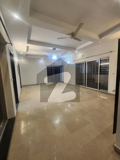 1KANAL UPPER PORTION IN DHA PHASE 6