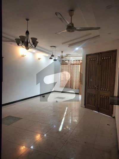 House Available For Rent In E-11/4