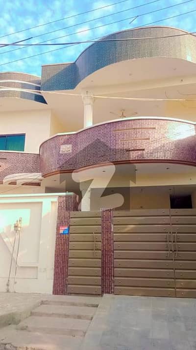 10 Marla Solid Construction 2.5 Story House With 7Bed And Ideal Location Near Ghazi Chowk College Road Township
