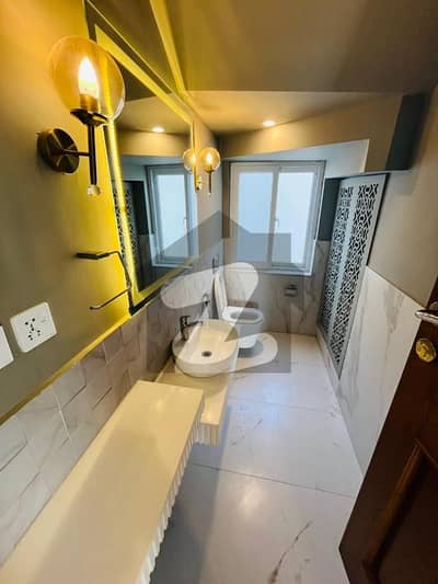 بحریہ انکلیو - سیکٹر سی بحریہ انکلیو,بحریہ ٹاؤن,اسلام آباد میں 5 کمروں کا 1 کنال مکان 11.0 کروڑ میں برائے فروخت۔