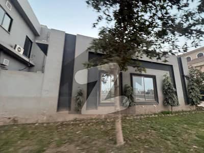 Invest In Your Future In Park View City Lahore