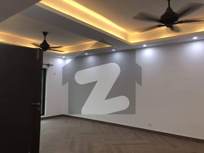 Town house for sale *Only for aga Khani purchaser allowed*