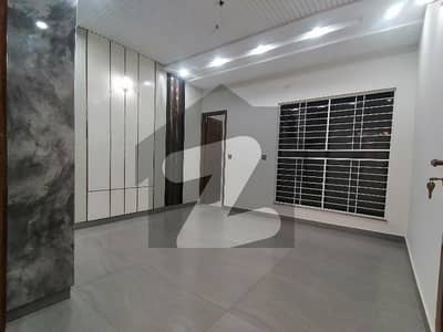 ای ایم ای سوسائٹی ۔ بلاک جی ای ایم ای سوسائٹی,لاہور میں 4 کمروں کا 10 مرلہ مکان 1.5 لاکھ میں کرایہ پر دستیاب ہے۔