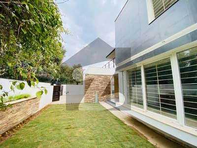 Brand New House 6-Bedrooms Triple-Storey For Rent In F-6