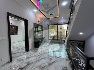 4 MARLA BEAUTIFUL HOUSE FRIST ENTRY FOR RENT IN G-13 ISLAMABAD IDIAL LOCATION