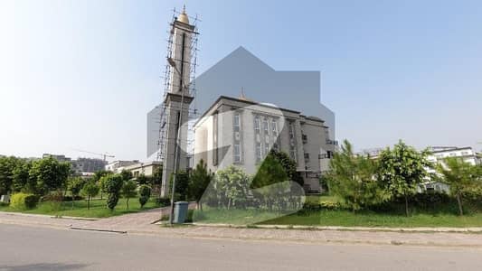 Main Boulevard Heighted Solid Land Plot Available For Sale