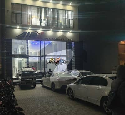 ڈی ایچ اے فیز 6 - سی سی اے بلاک ڈی ایچ اے فیز 6,ڈیفنس (ڈی ایچ اے),لاہور میں 8 مرلہ دکان 6.25 لاکھ میں کرایہ پر دستیاب ہے۔