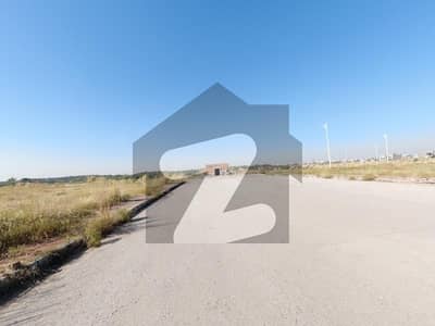 بحریہ ٹاؤن فیز 8 ۔ سیکٹر ایف - 3 بحریہ ٹاؤن فیز 8,بحریہ ٹاؤن راولپنڈی,راولپنڈی میں 10 مرلہ رہائشی پلاٹ 65.0 لاکھ میں برائے فروخت۔