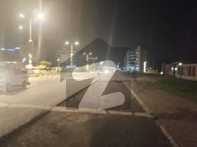 ٹاپ سٹی 1 - بلاک ای ٹاپ سٹی 1,اسلام آباد میں 10 مرلہ رہائشی پلاٹ 86.0 لاکھ میں برائے فروخت۔